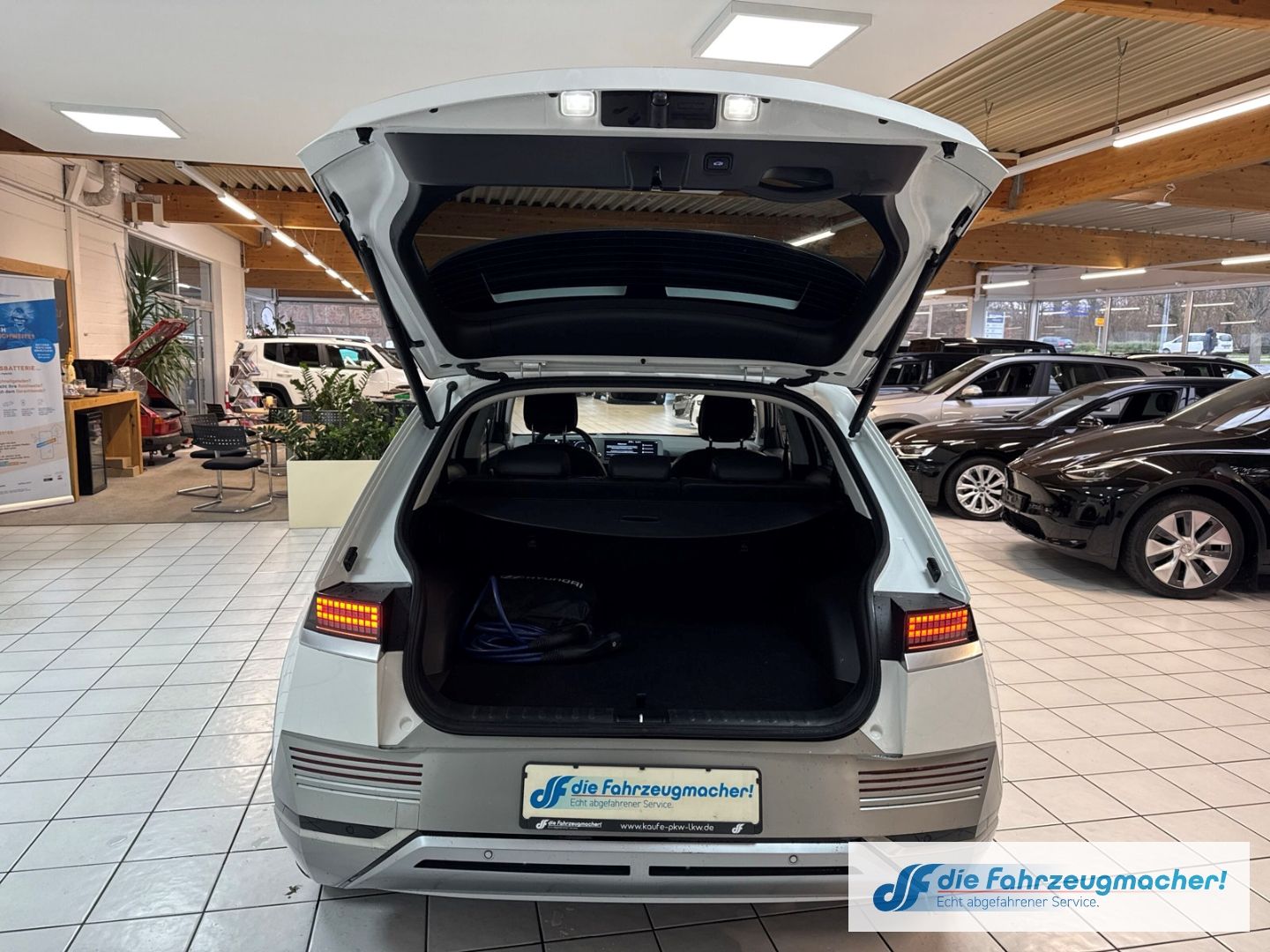 Fahrzeugabbildung Hyundai IONIQ 5 Uniq Elektro HUD El. Fondsitzverst. Navi