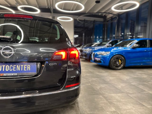MYAUTOCENTER – Gebraucht- und Jahreswagen mit Werkstattservice in Pfaffenhofen Opel Astra J Sports Tourer Exklusiv *2. Hand*Kamera*