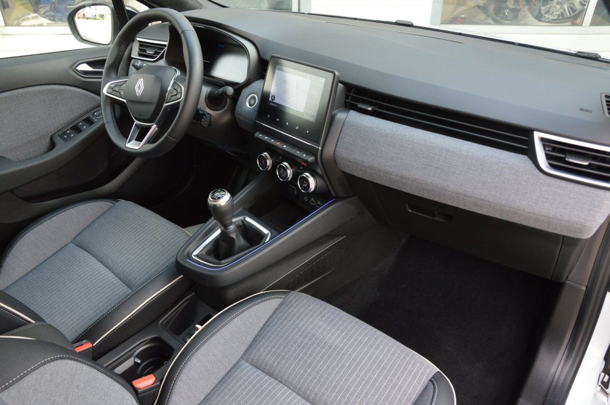 Fahrzeugabbildung Renault Clio V   Techno LED Kamera Sitzheizung