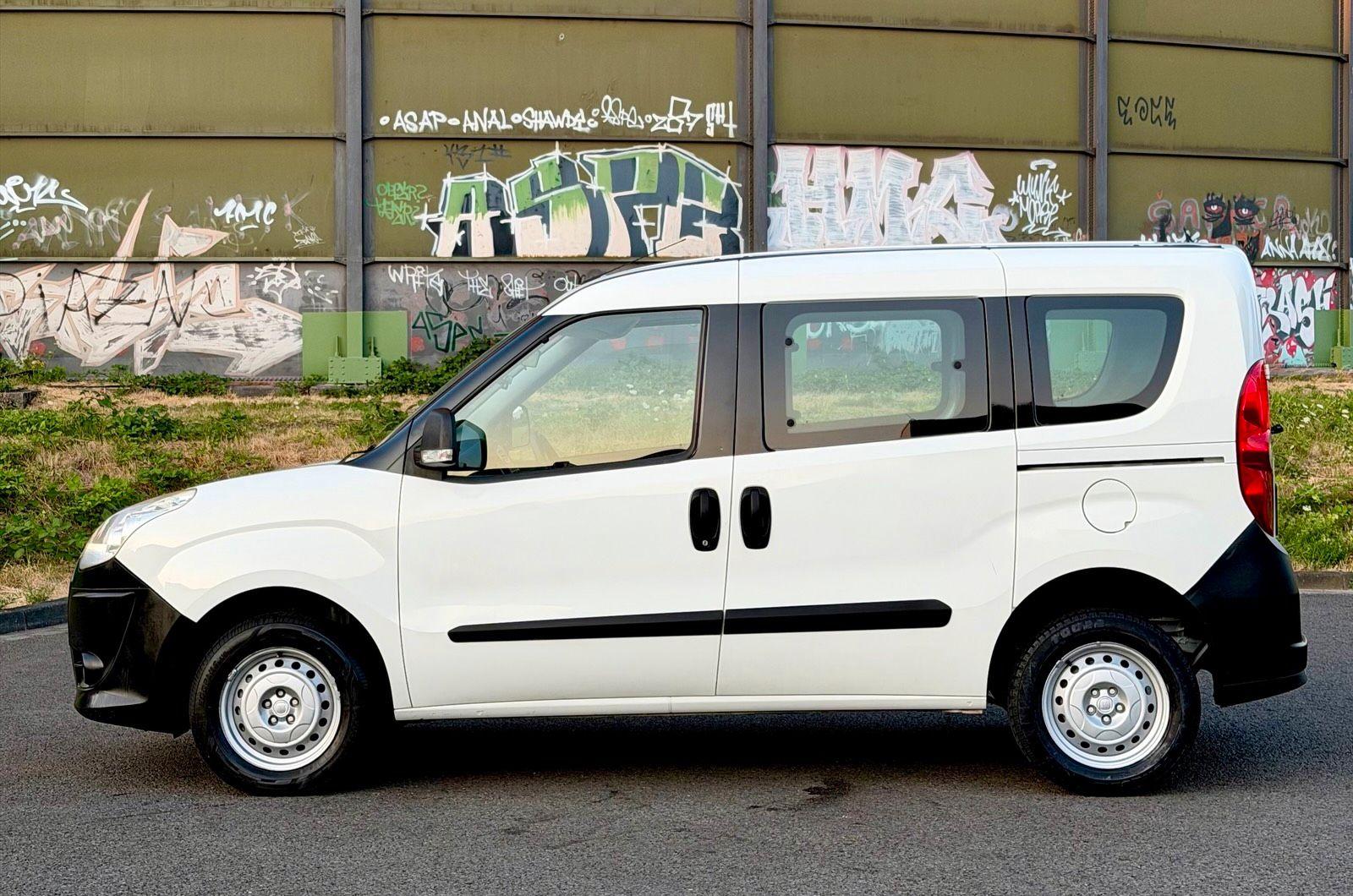 Fiat Doblo 2011 — photo 5