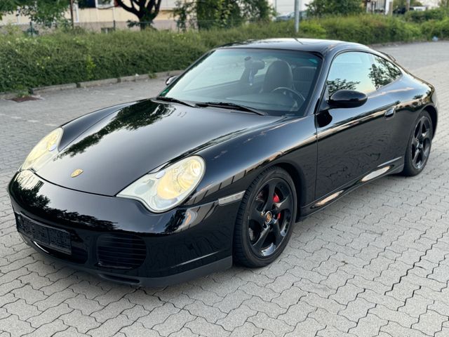 Porsche Carrera 4 S Coupe / Deutsches Fahrzeug