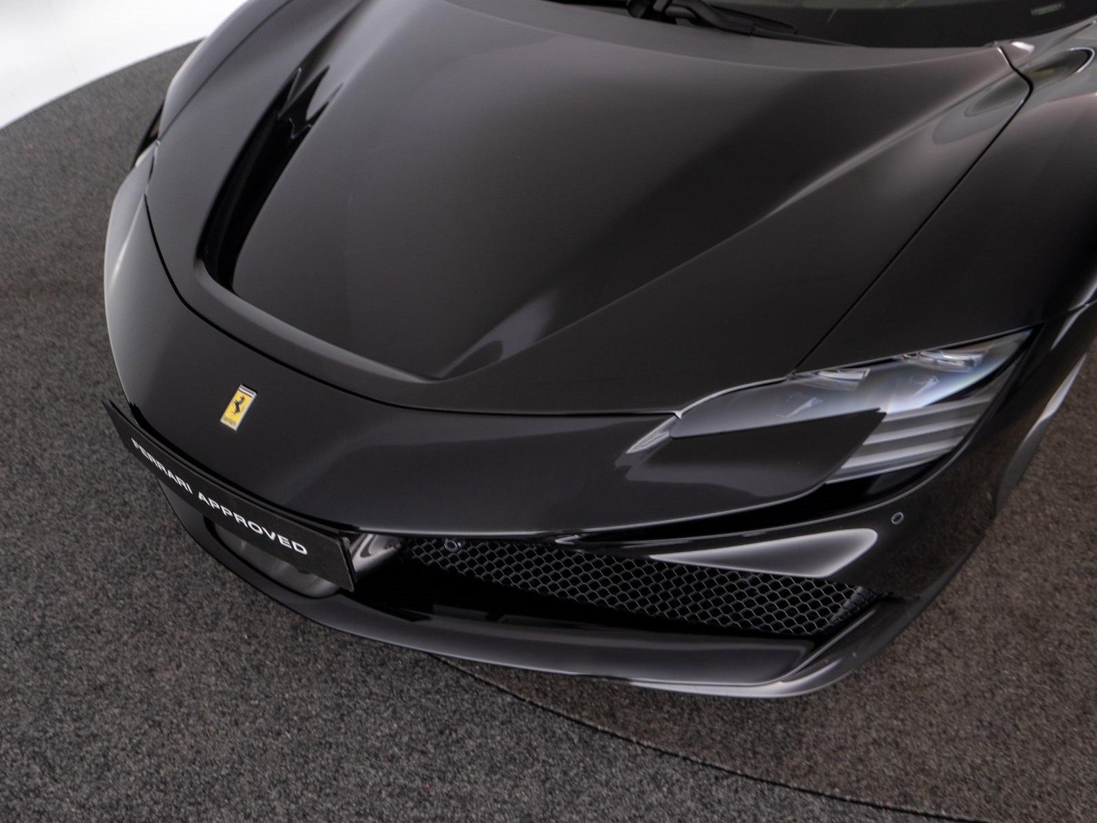 Ferrari SF90 Stradale