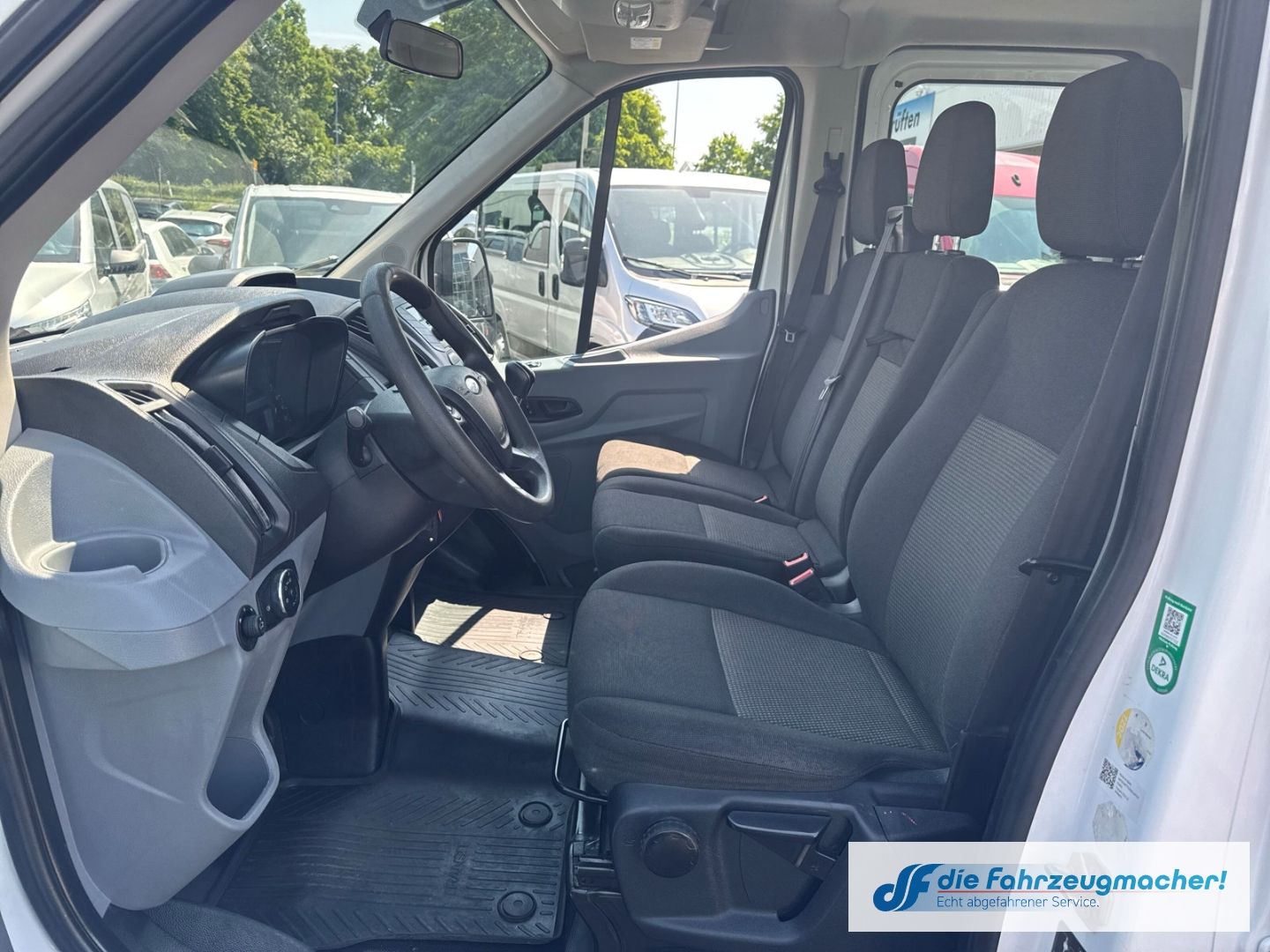 Fahrzeugabbildung Ford Transit Pritsche 310 L2 Doppelkabine AHK Tel.-Vo