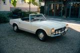 Mercedes-Benz 280 SL Pagode mit ZF 5-Gang Getriebe ab Werk - Mercedes-Benz 280 aus 1969: Sl