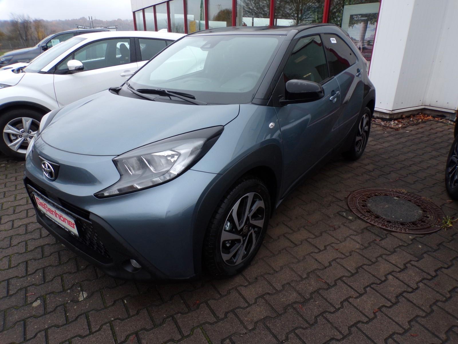 Toyota Aygo X Team D Sitzheizung Car Play