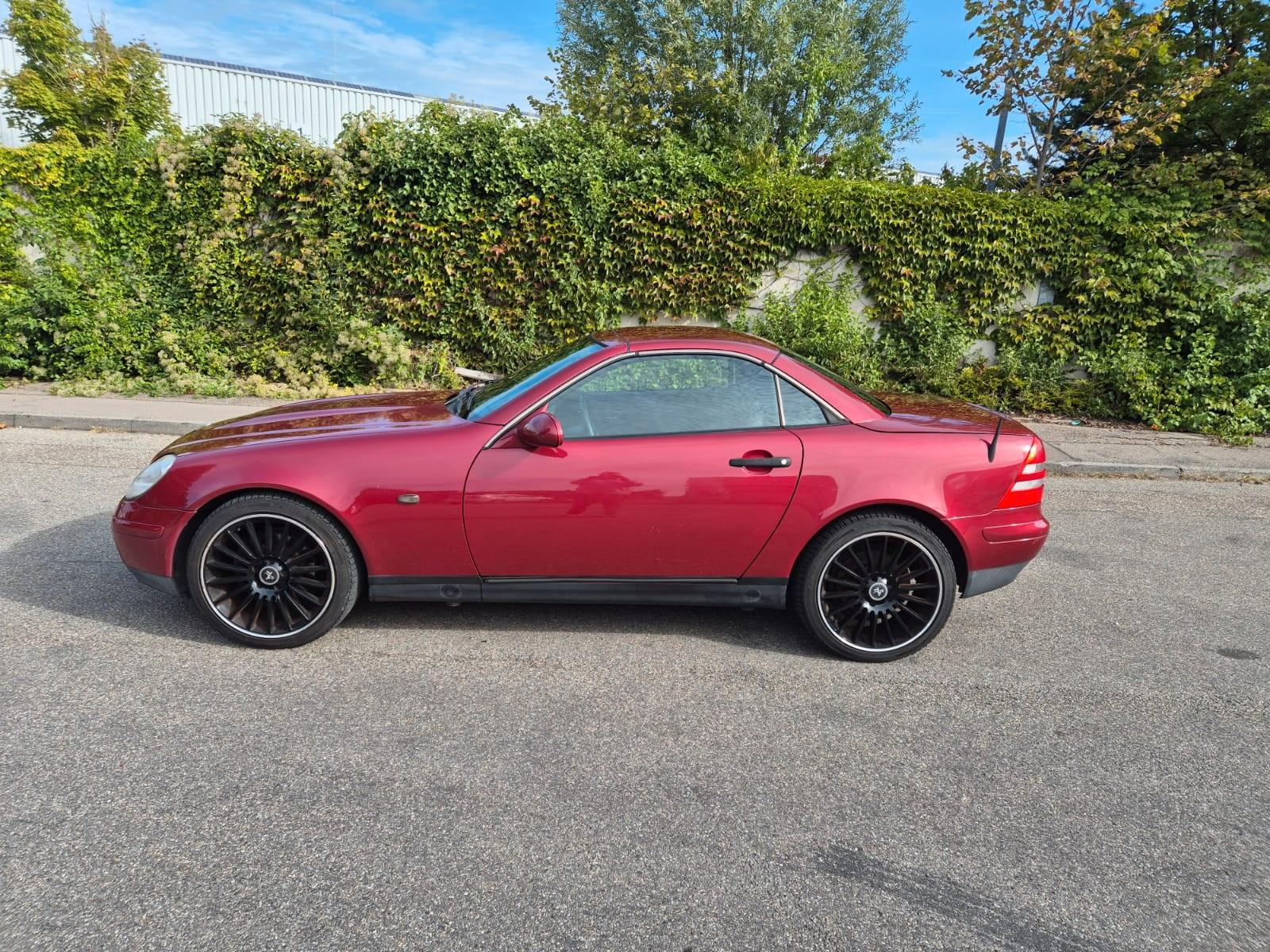 Mercedes-Benz SLK 200