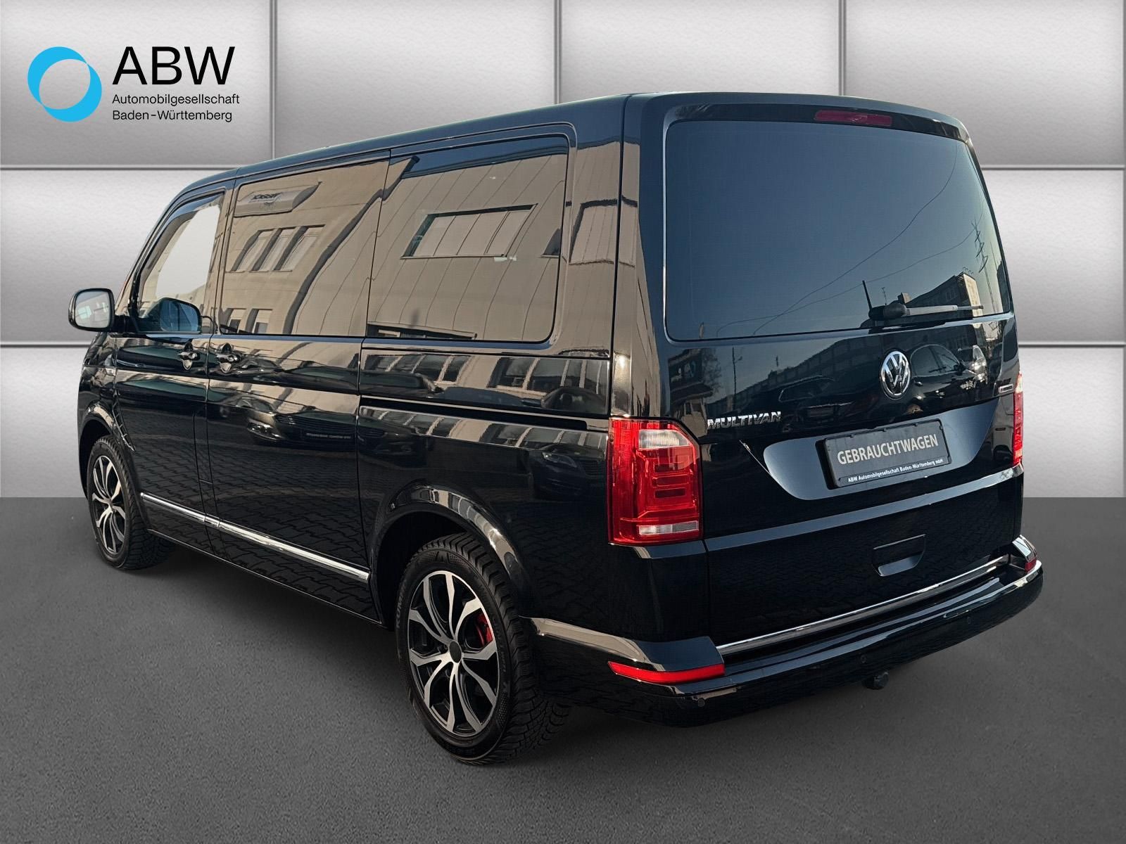 Fahrzeugabbildung Volkswagen T6 Transporter Multivan Highline 4Motion 2.0 TDI