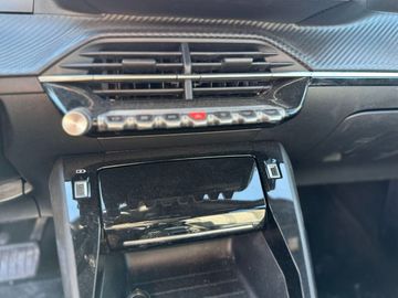 Peugeot 2008 - 5
