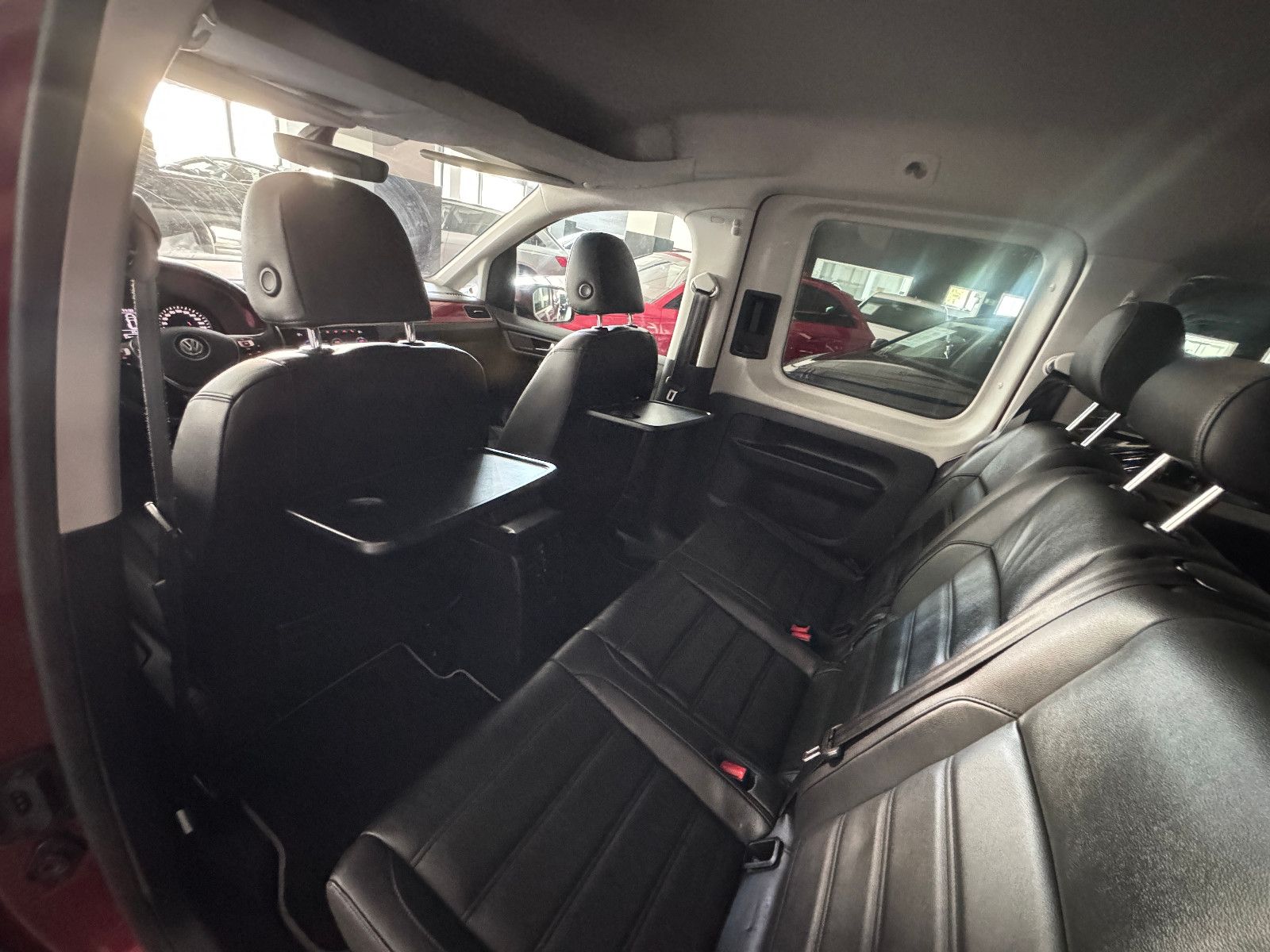 Fahrzeugabbildung Volkswagen CADDY MAXI 1.4 TGI HIGHLINE SPORTPAKET ACC VOLL