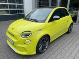 Abarth 500e Scorpionissima #782 von 1949 - Abarth 500 aus 2023