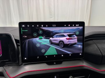 Fahrzeugverkauf 19 Skoda Kodiaq 2.0 TDI 4x4 Sportline Pano AHK 7-Sitze