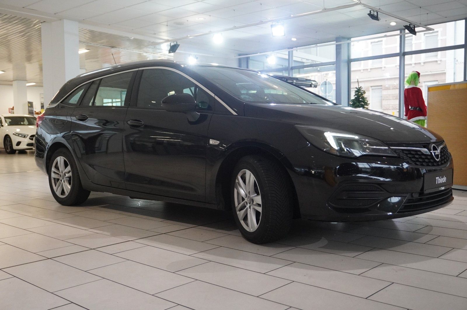 Fahrzeugabbildung Opel Astra K ST 1.4 ELEGANCE NAVI/LED/KAMERA/SPORT/SH
