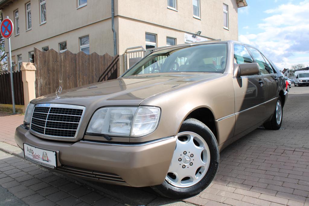 Mercedes-Benz S 300
