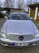 Mercedes-Benz CLS 350 - - Mercedes-Benz CLS 350 mit Benzin-Antrieb: Coupe, Automatik