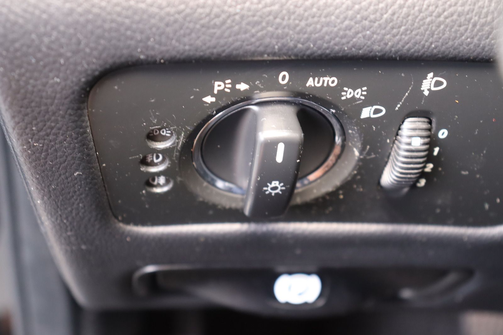 Fahrzeugabbildung Mercedes-Benz CLS 320 CDI Leder * Navi * Sitzheizung