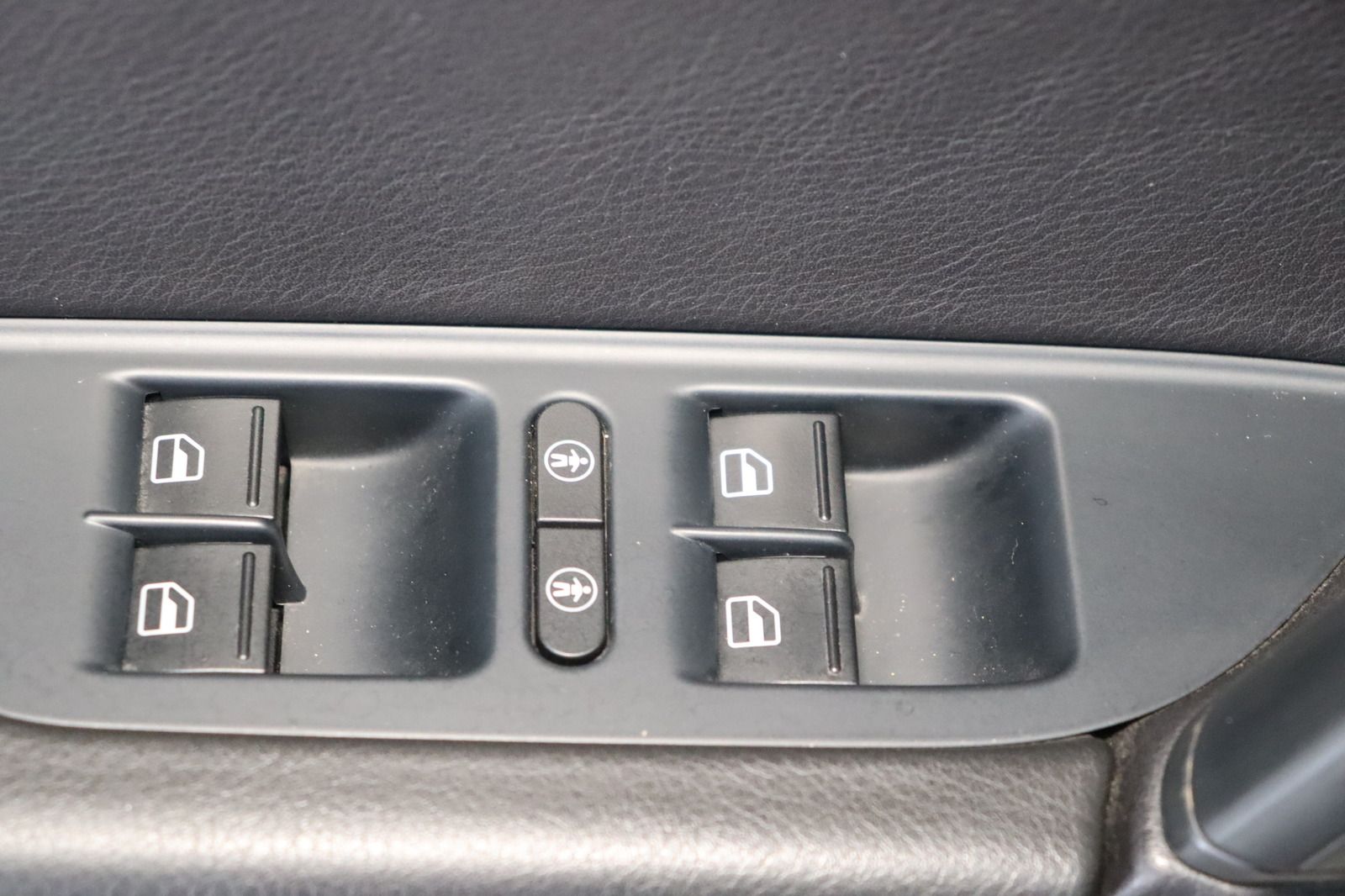 Fahrzeugabbildung Volkswagen Touareg 3.0 TDI V6 TDI BlueMotion * aus 1. Hd