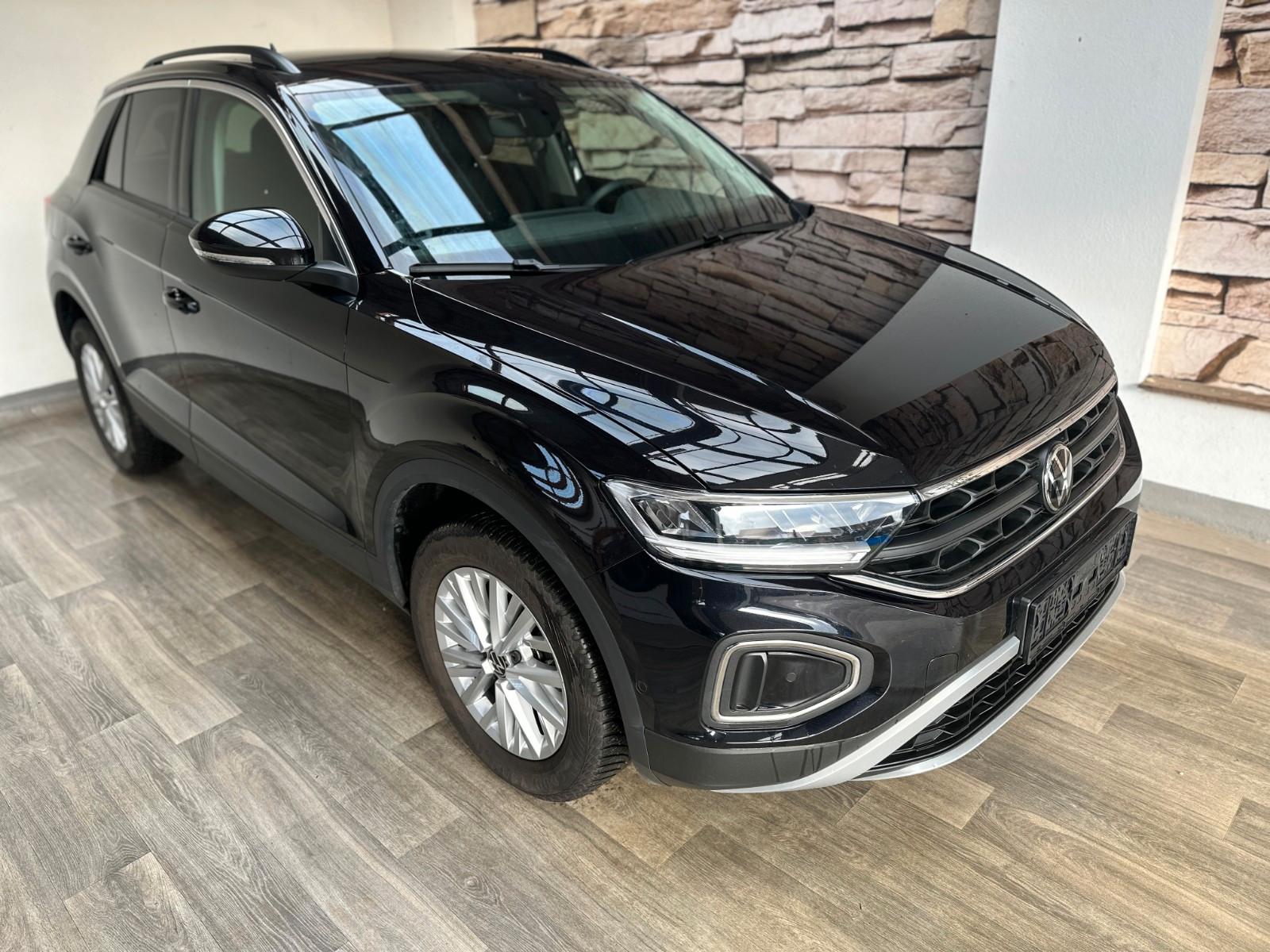 Volkswagen T-Roc Life  LED ACC SHZ DAB APP CONNECT