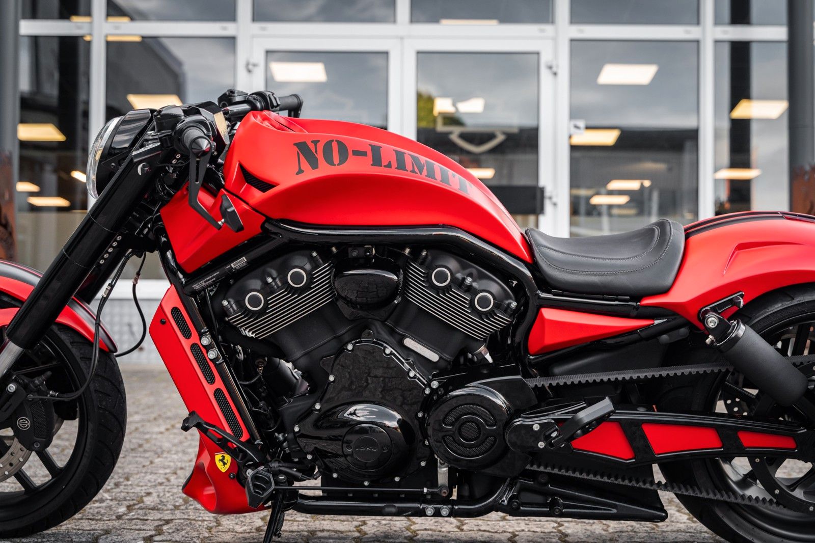 Fahrzeugabbildung Harley-Davidson VRSCDX Night Rod Special - NLC 300er UMBAU -