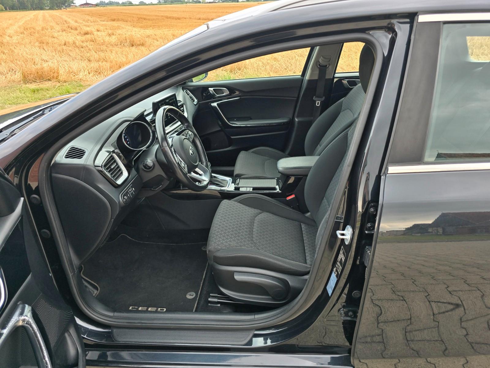 Kia Ceed Vision Automatik LED Alu Kamera Navi