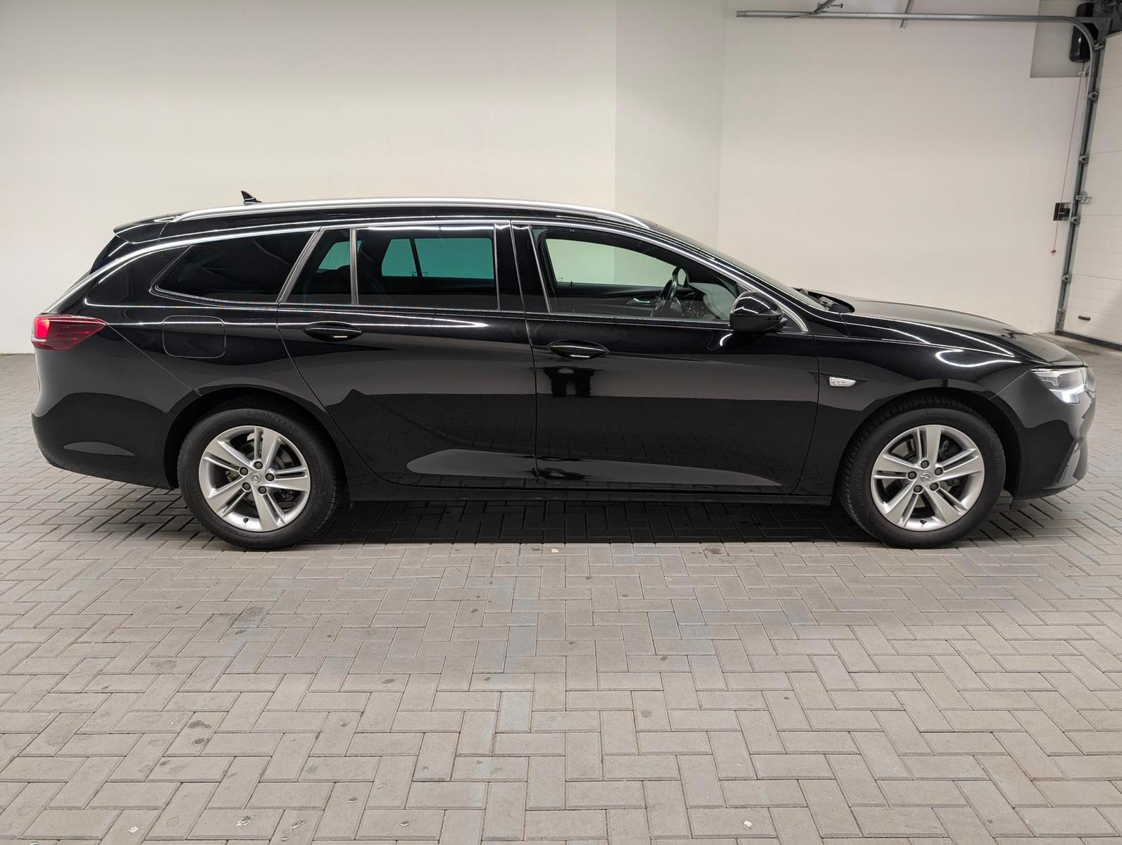 Opel Insignia ST Elegance IntelliLux/Nav/SHZ/Kam/17LM