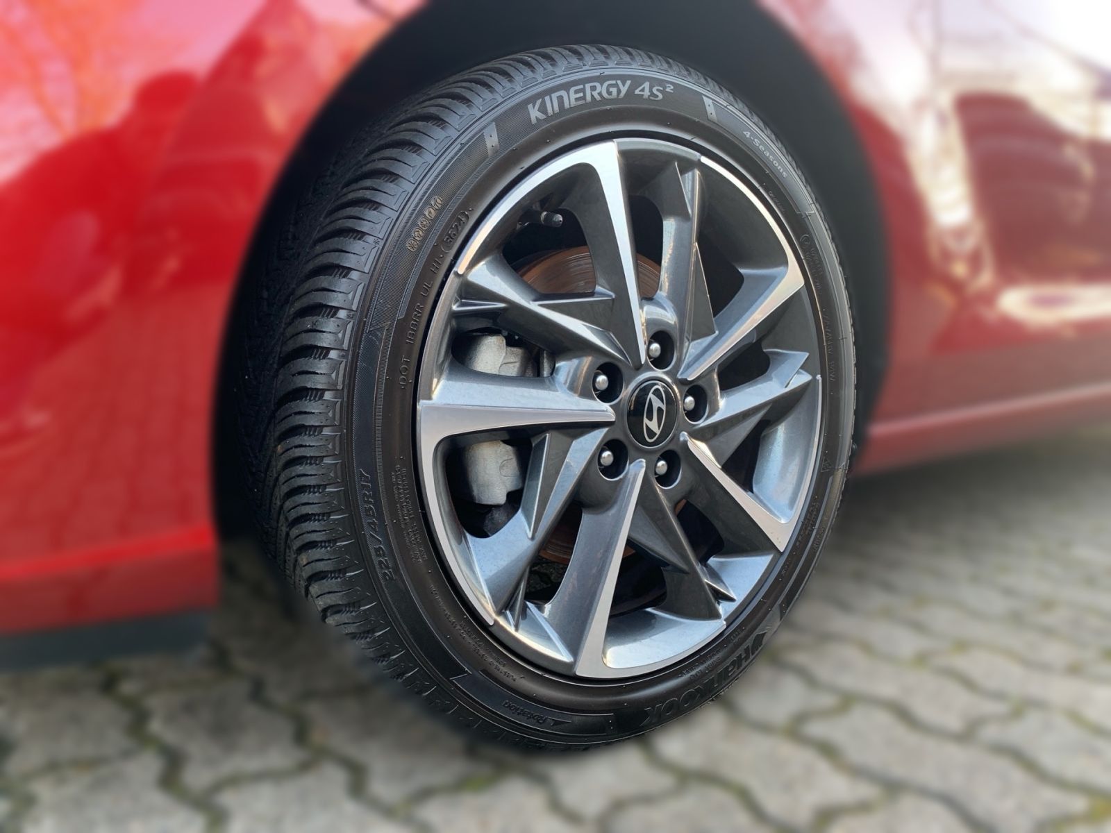 Fahrzeugabbildung Hyundai i30 Kombi 1.5 T-GDI 7-DCT Advantage Mild-Hybrid