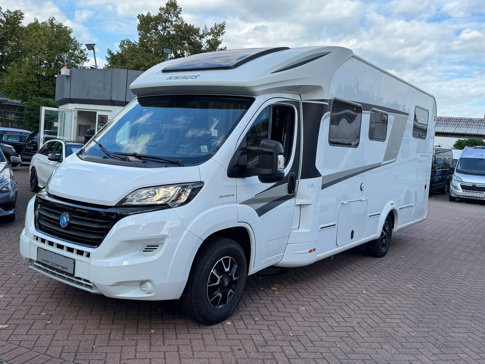 Fahrzeugabbildung Knaus SUN TI 700 MEG PLATINUM SELECTION FIAT 1.HAND