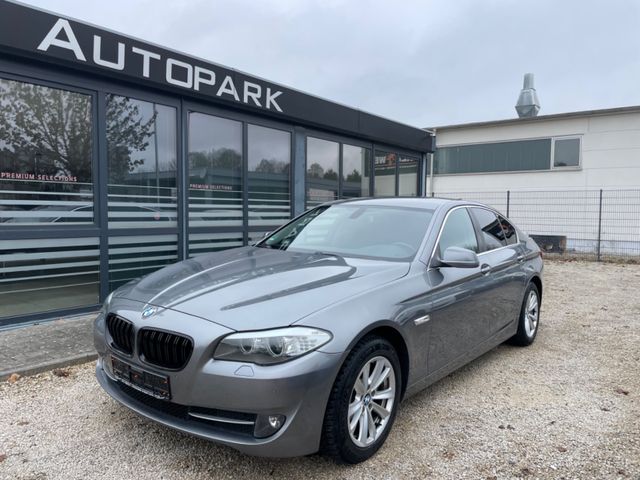 BMW 523i Lim*Navigation.Prof*PDC*Leder*Bi-Xenon*