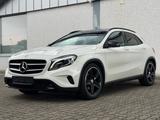 Mercedes-Benz GLA 220 CDI 4Matic 1.Hand Amg-Pano-R.Cam-Leder - Mercedes-Benz GLA 220: Cdi