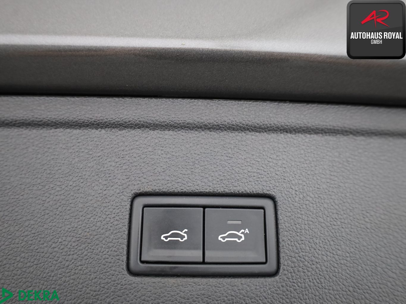 Volkswagen Touareg 3.0 TDI 4M R LINE 360° SITZKLIMA KEYLESS foto 24