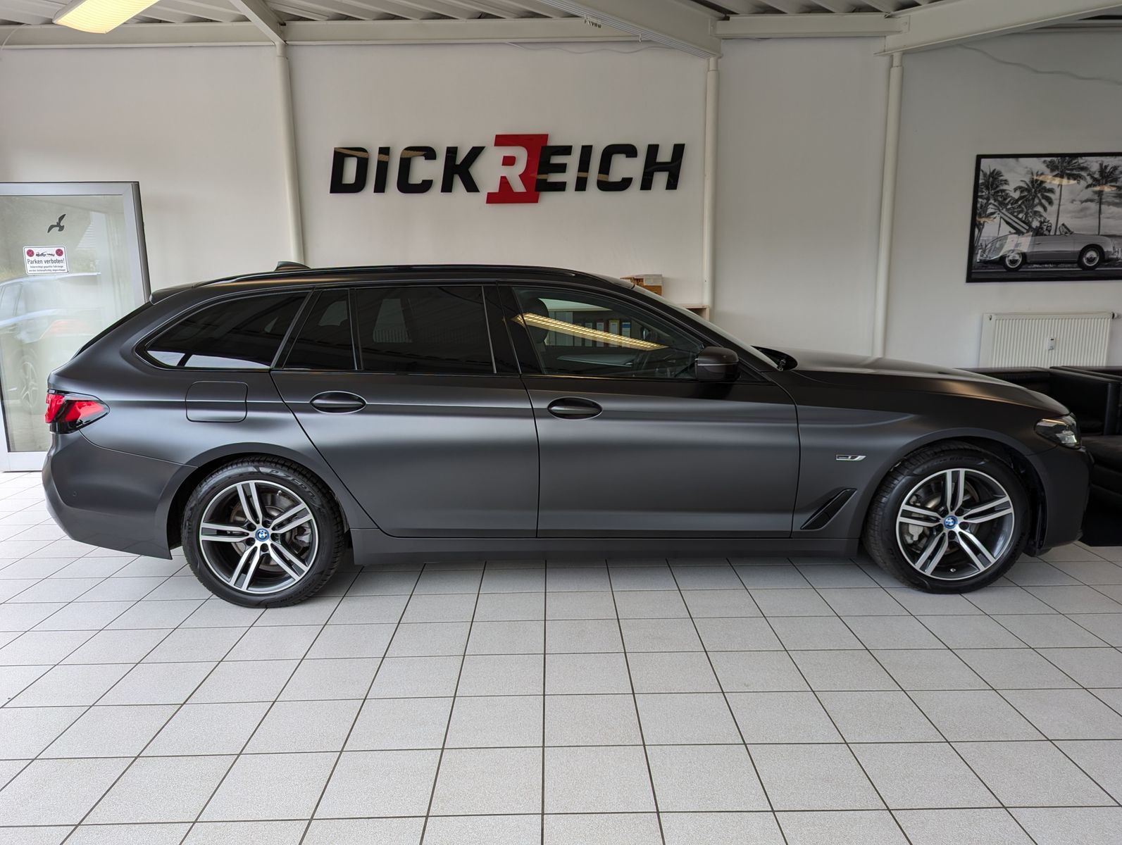 BMW 530 e Frozen-Dark Shadow LED Kamera AHK 4-Zonen - Image 8