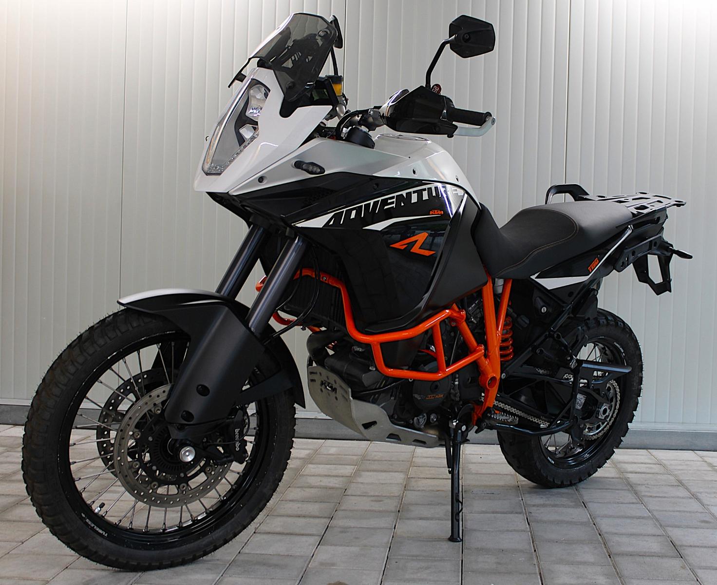 KTM 1190 Adventure R vom Römer Team mit Zubehör