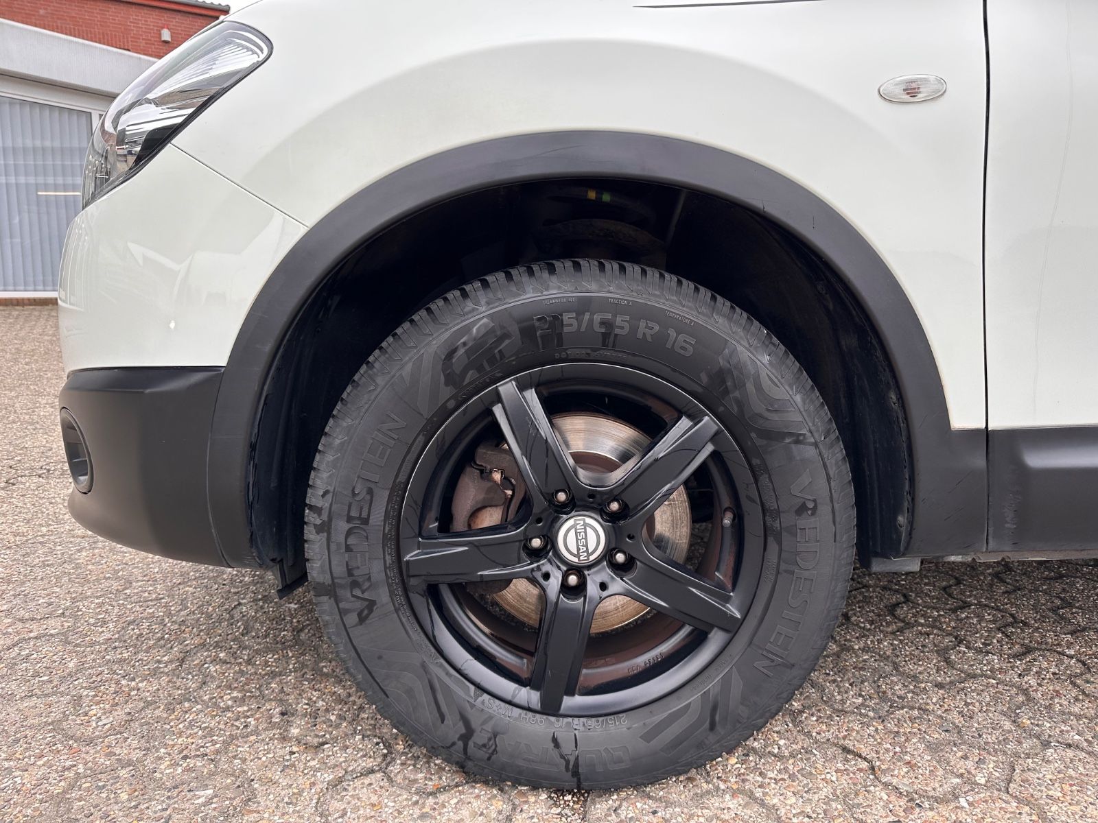 Fahrzeugabbildung Nissan Qashqai 1.6 Visia GRA/BT/GJR/Klima