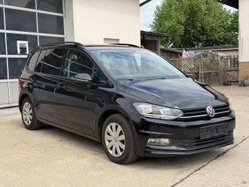 Volkswagen Touran - 5