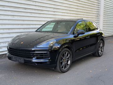 Porsche Cayenne - 1