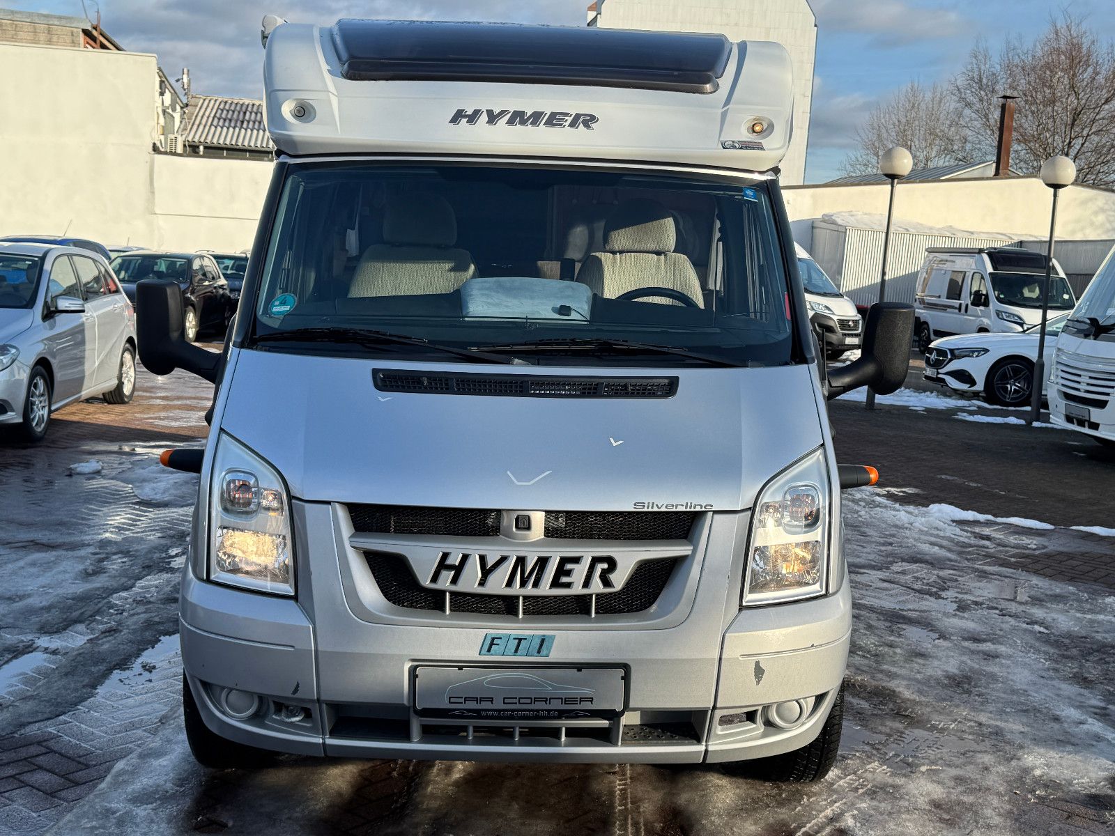 Fahrzeugabbildung HYMER / ERIBA / HYMERCAR Van 512 SILVERLINE FORD TRANSIT SOLAR TV KAMERA