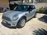 MINI Mini 1.6 16V Cooper D - silberne MINI Cooper D