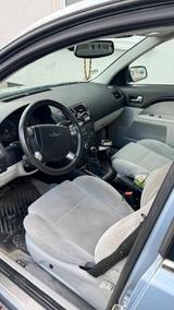 Ford Verkaufe einen Ford Mondeo 1,8 - Ford Mondeo in Kassel