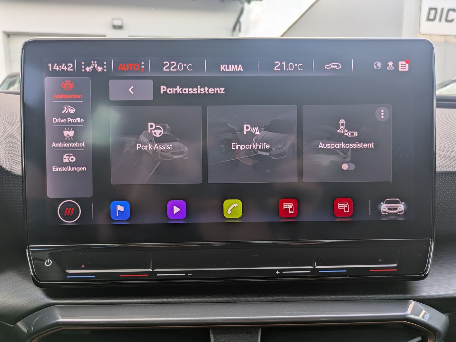 Fahrzeugabbildung CUPRA Leon 1.5 eTSI DSG MATRIX-LED*ACC*AHK*KAMERA*18"