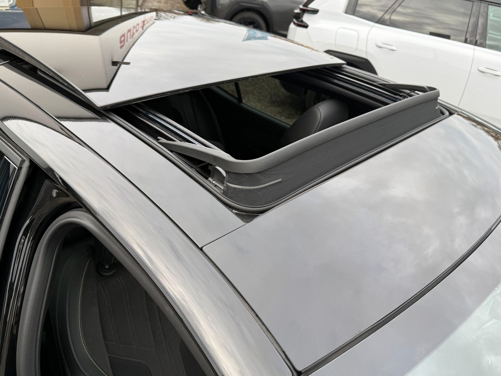 Peugeot 408 - Bild 11