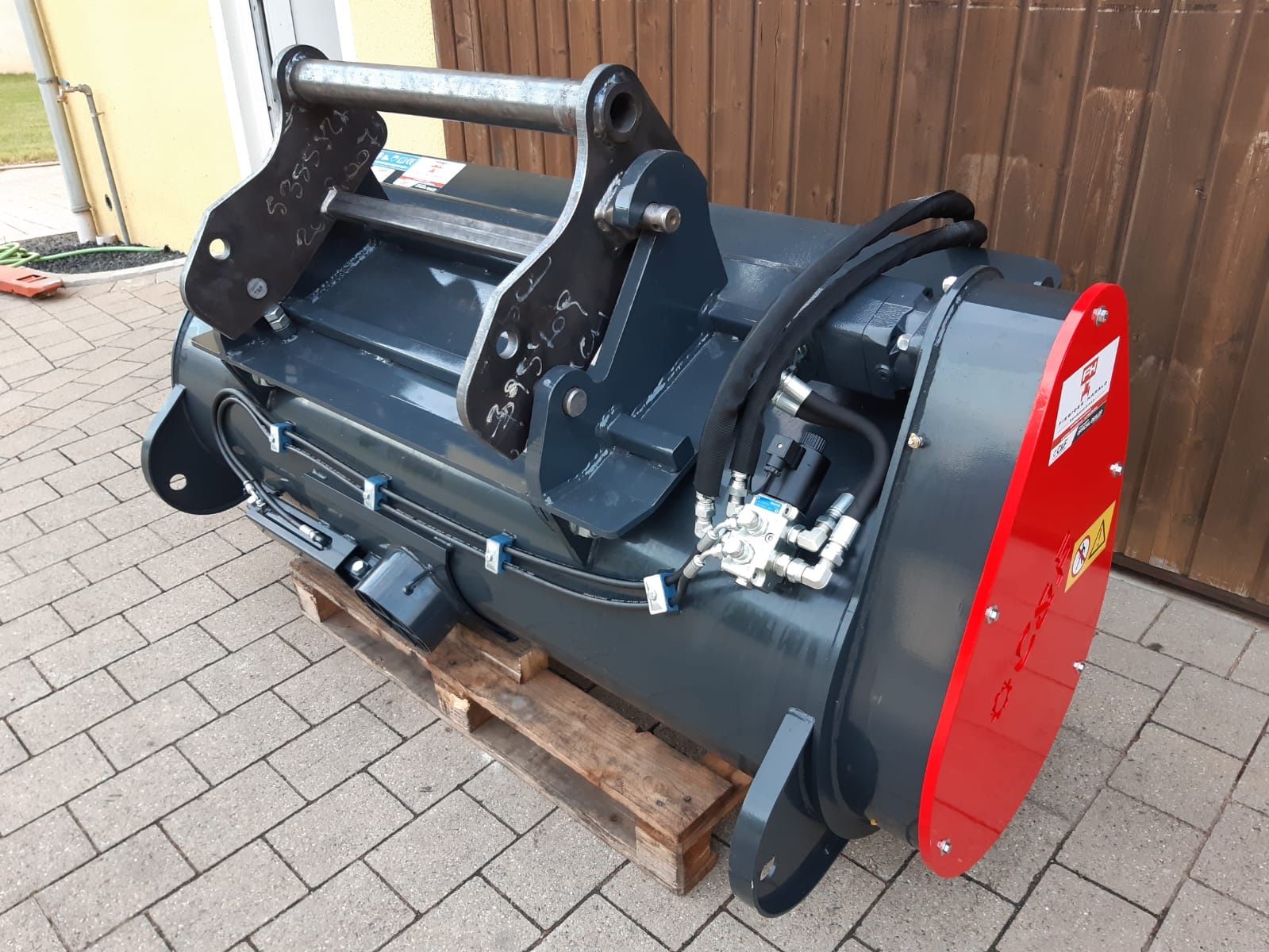 Fahrzeugabbildung Andere Betonmischschaufel BMX 650T