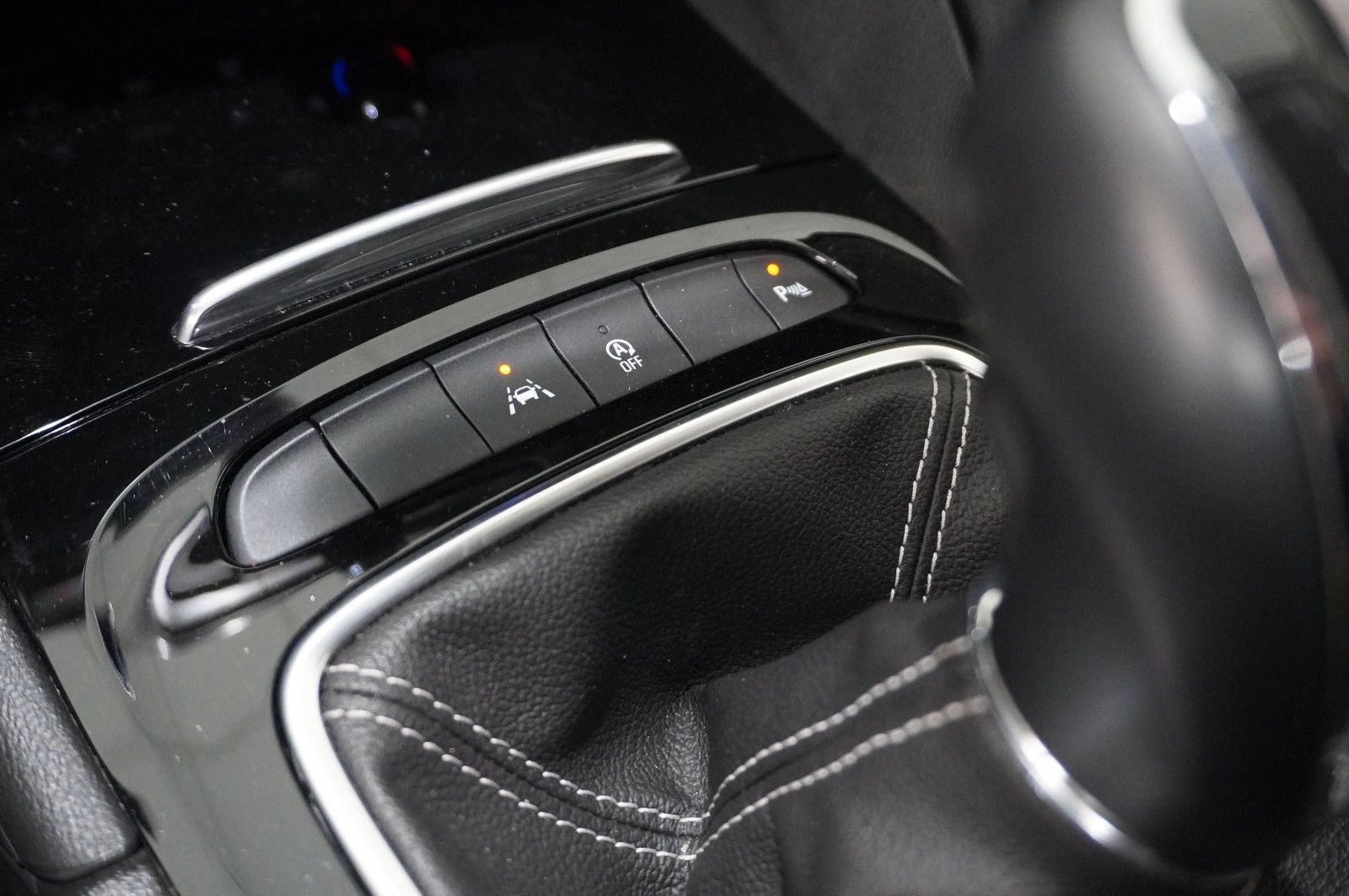 Fahrzeugabbildung Opel Insignia B GS 2.0D DYNAM. NAVI/LED/KAMERA/SH/AHK