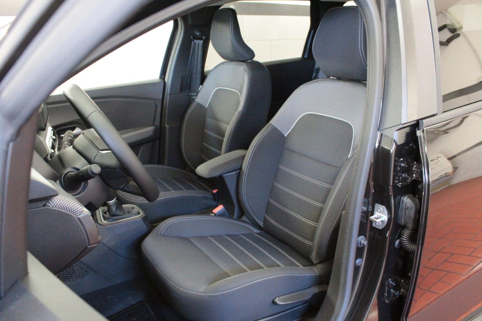 Fahrzeugabbildung Dacia Jogger Hybrid 140 Expression*7-Sitzer*