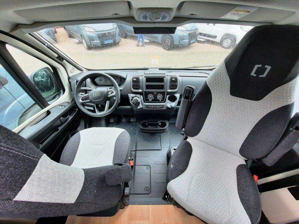 Fahrzeugabbildung Crosscamp Camper Vans CV 600 Fiat Verfüg./Sparen Sie 13.69