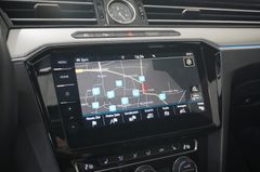 Fahrzeugabbildung Volkswagen Arteon 2.0 TDI R LINE NAVI/LED/PANO/KAMERA/LEDER
