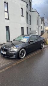 BMW 325i - e92 Top Zustand  - BMW 325 aus 2006: 325i