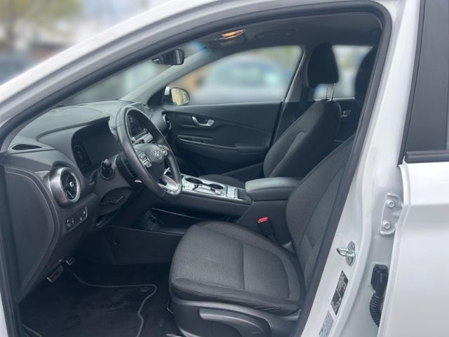 Fahrzeugabbildung Hyundai KONA Basis Elektro 2WD Apple CarPlay Android Aut
