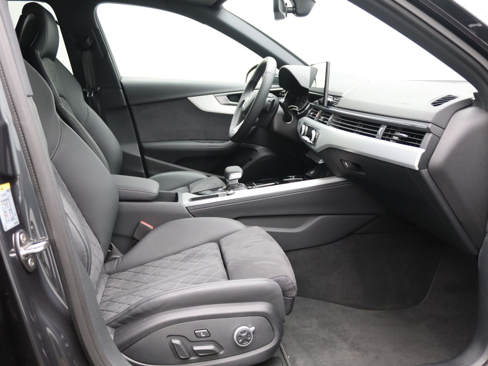 Audi A4 - Bild 10