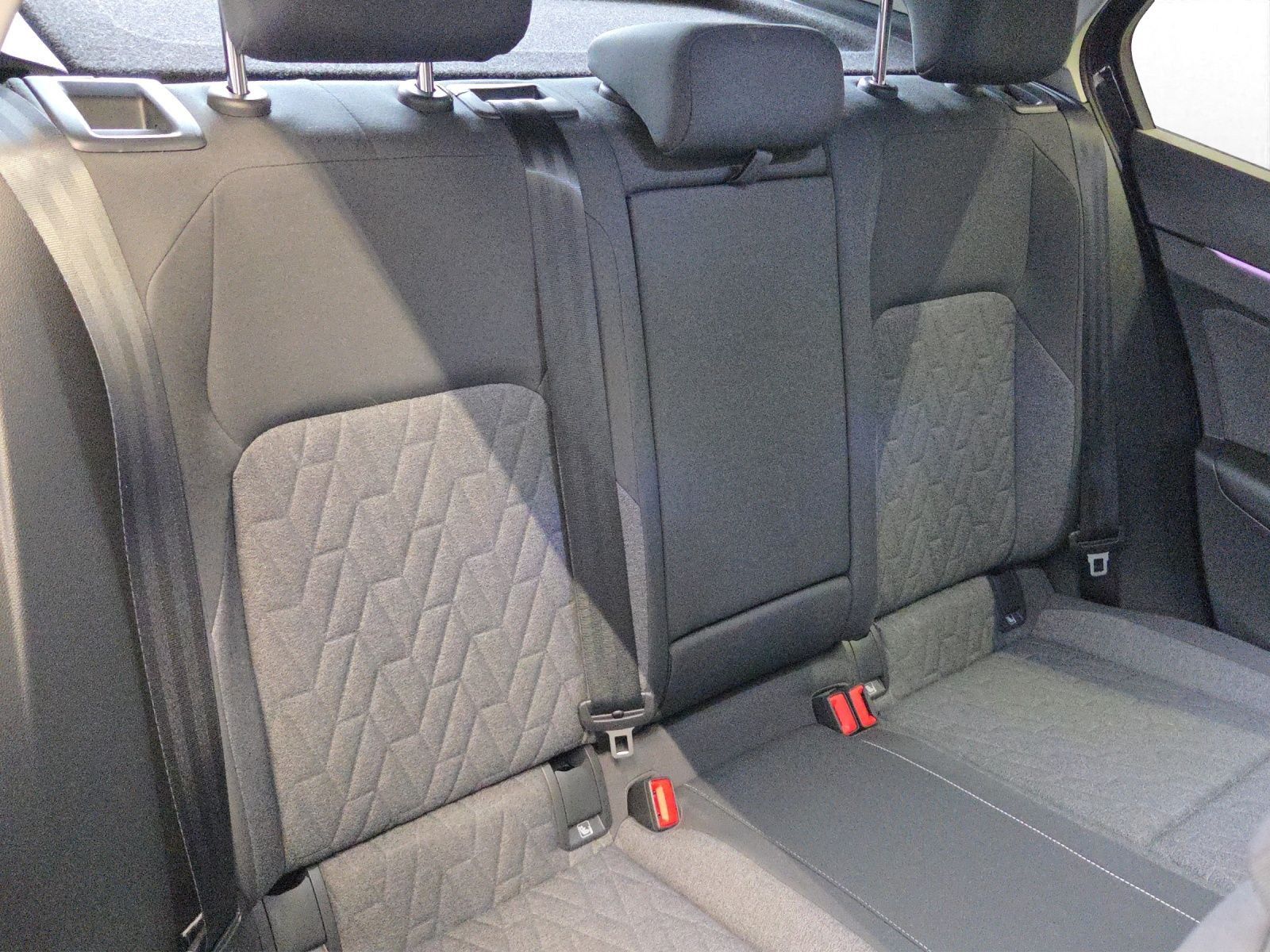 Volkswagen Golf - Bild 17