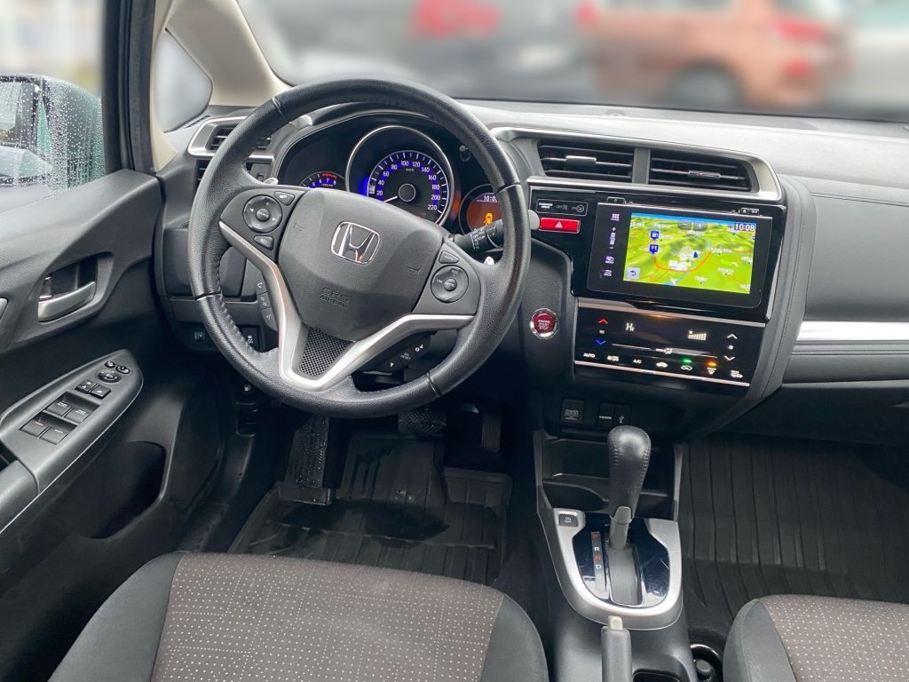 Fahrzeugabbildung Honda Jazz 1.3 i-VTEC CVT Elegance