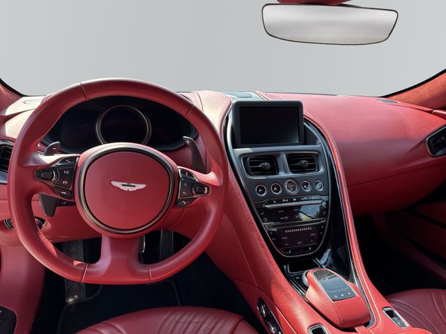 ASTON MARTIN Db11 – Bild 7
